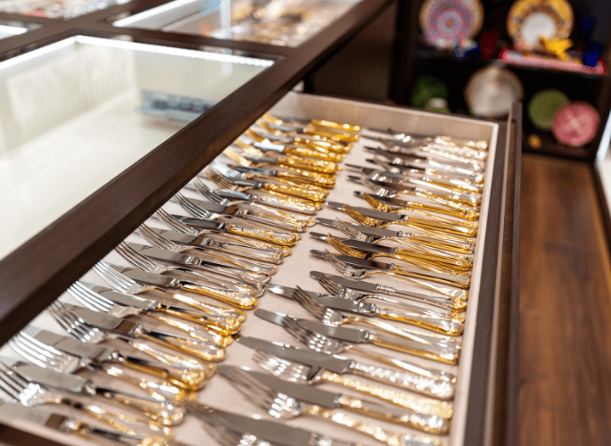 Glancy Fawcetts luxury cutlery in gold and platinum