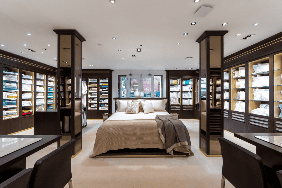 The-Luxury-Ben-Linen-and-Towel-Room-in-Glancy-Fawcett-Showroom-in-Manchester-UK